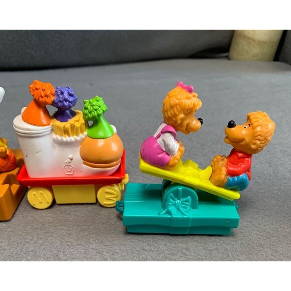 Vintage Scooby-Doo & Sylvester Tweety Collectible Happy Meal Toys Set - Picture 9 of 15